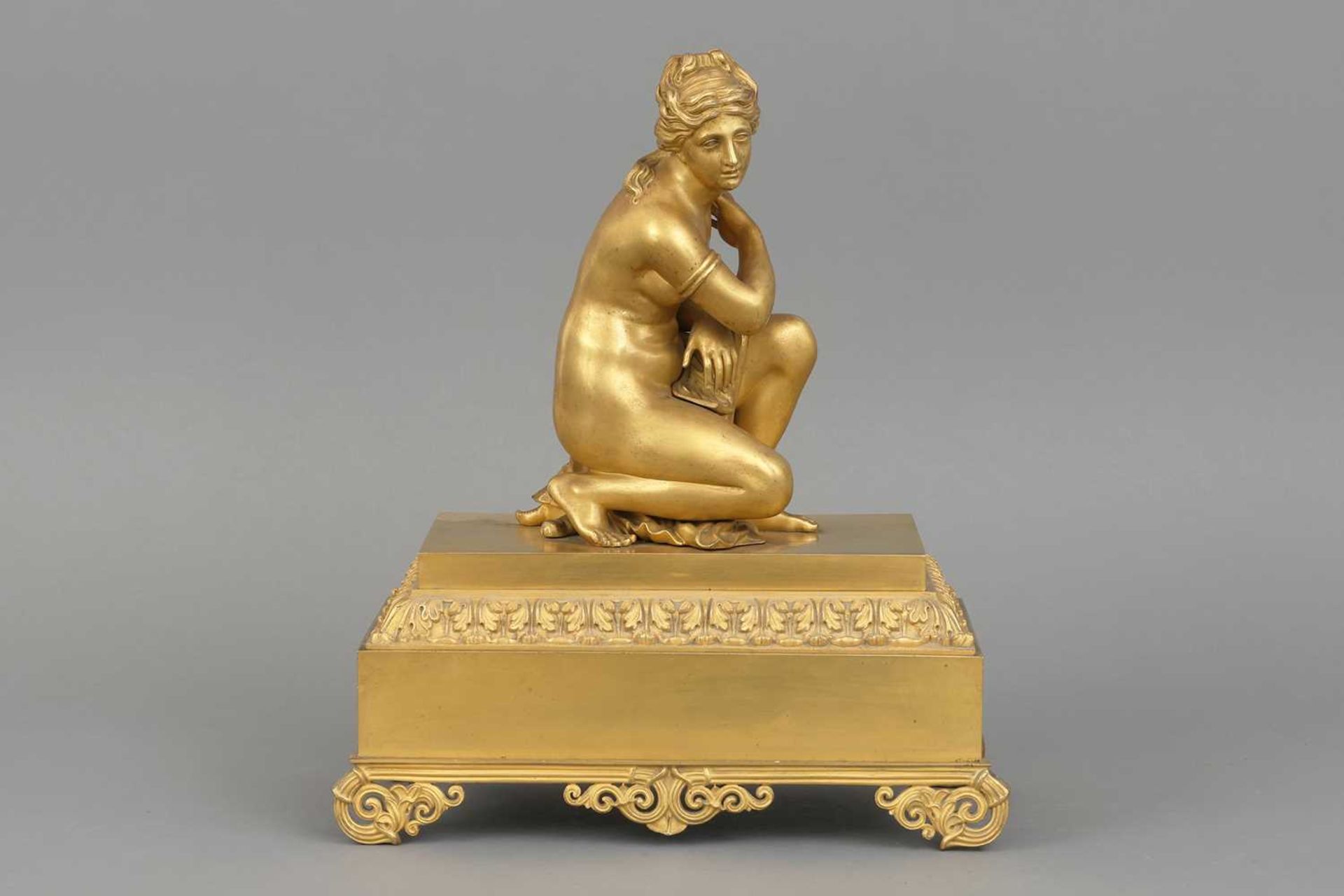 Bronzefigur nach ANTOINE COYSEVOX "Badende Venus auf Schildkröte" - Bild 2 aus 4