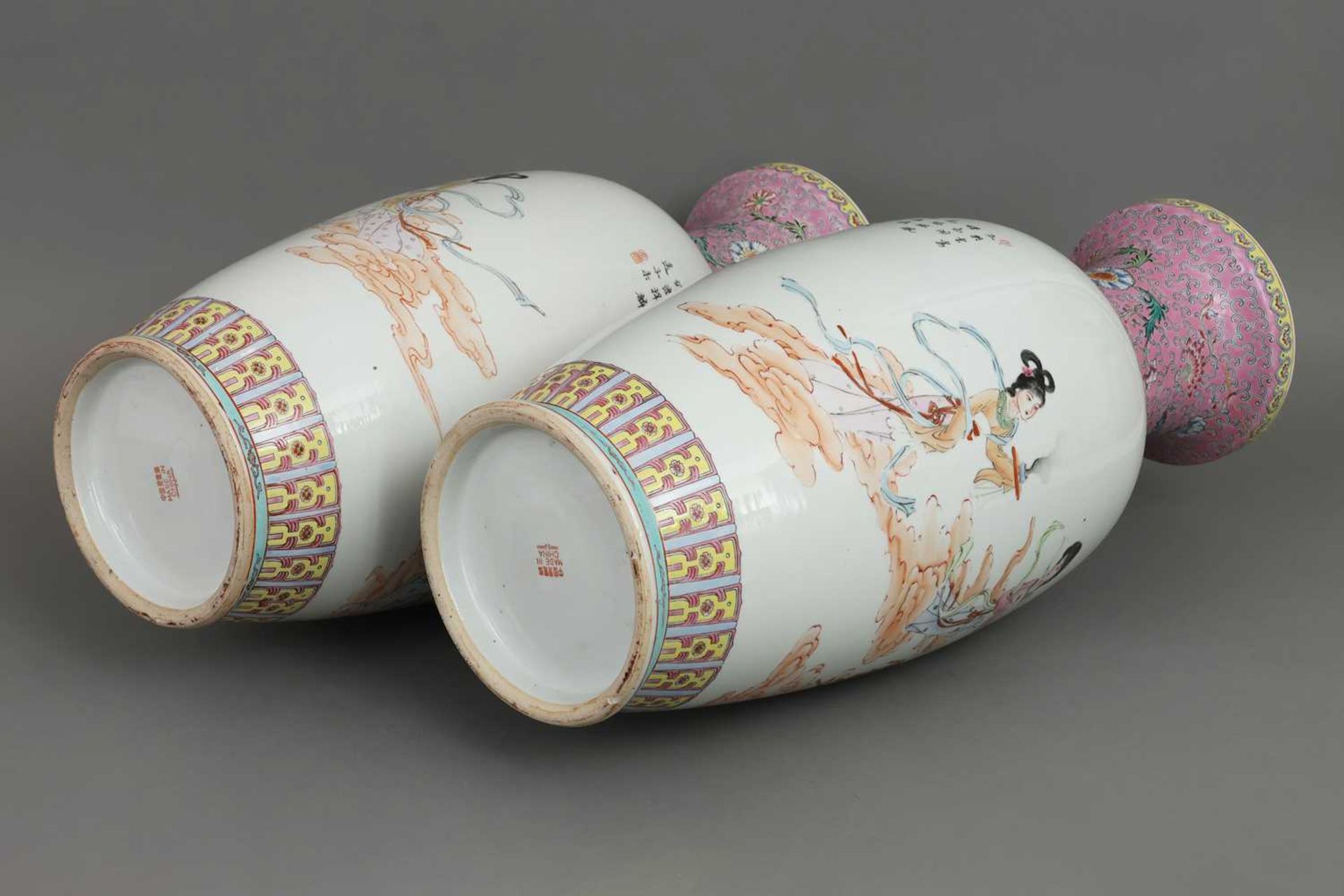 Paar chinesische Porzellanvasen - Bild 3 aus 5
