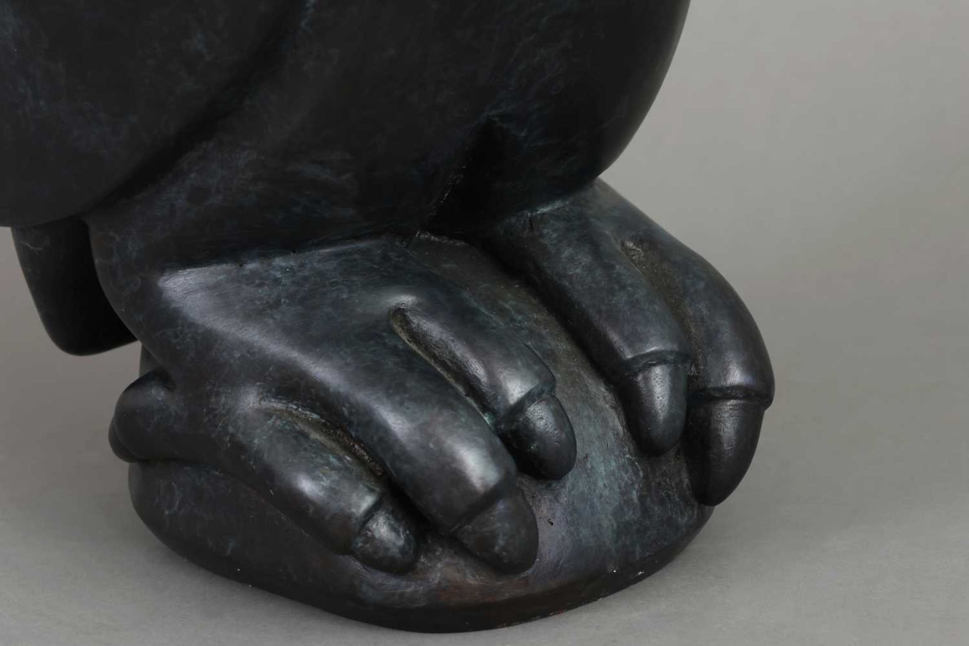 BERNARD MATEMERA (1946-2002) Bronzefigur "Untitled" - Image 3 of 5