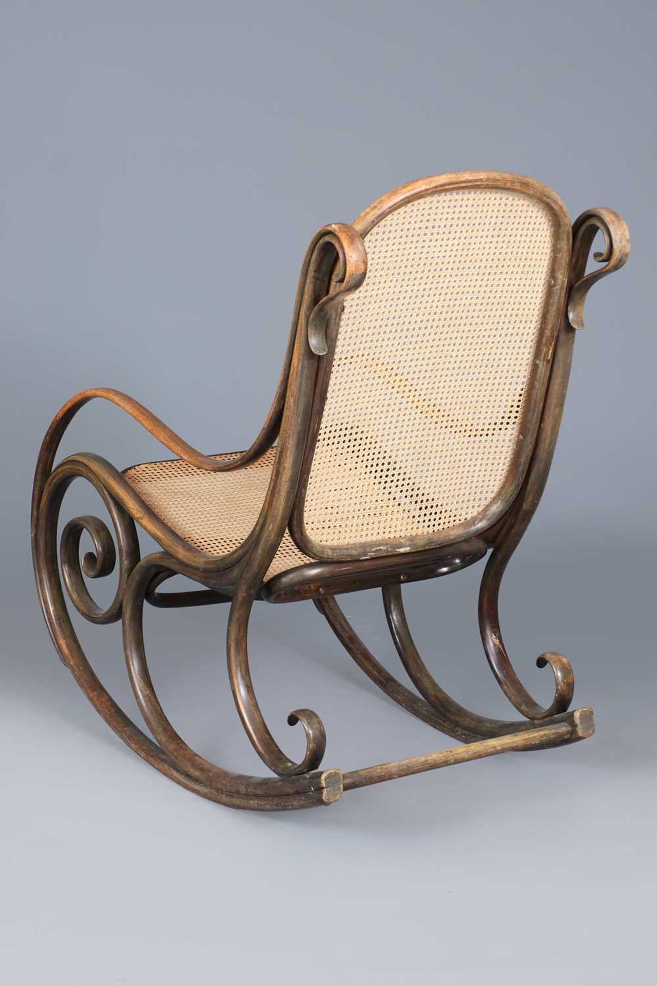 THONET Schaukelstuhl der 1920er Jahre - Bild 4 aus 4