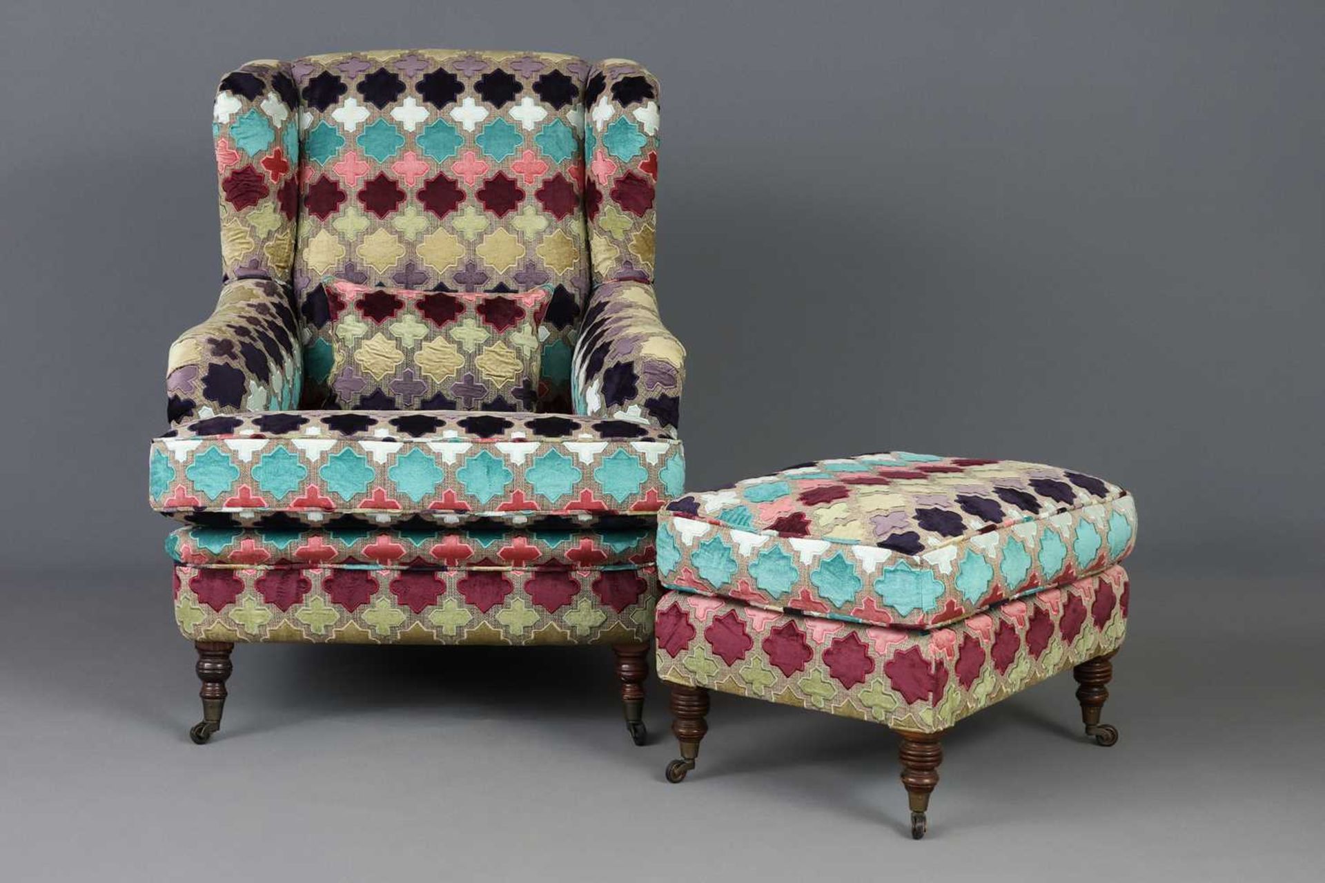 Armlehnsessel mit Ottoman "Howard Chair" - Bild 2 aus 5