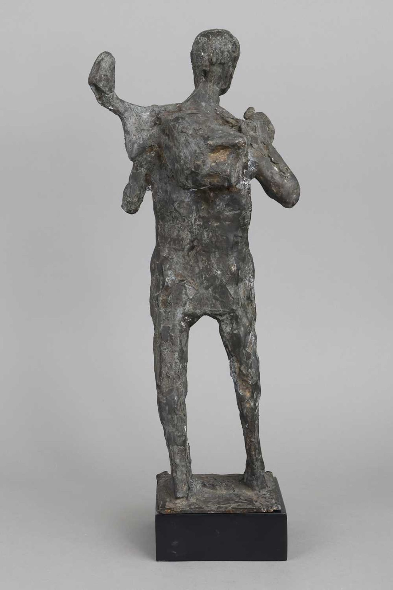 Bronzefigur "Hirte mit geschultertem Lamm" - Bild 2 aus 4