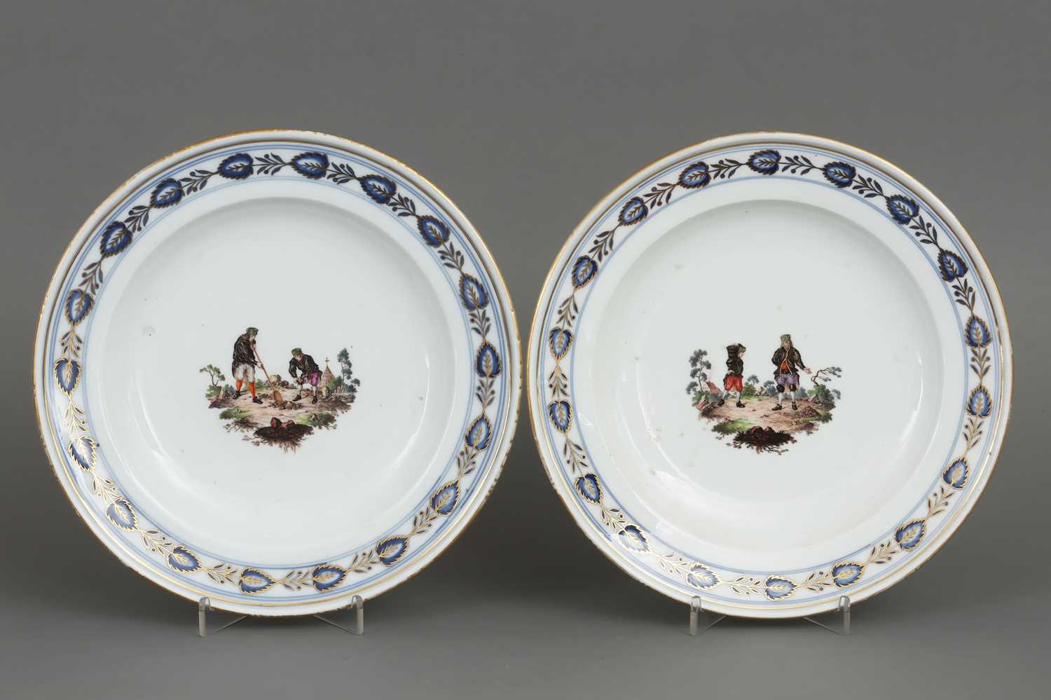 Paar MEISSEN Porzellanteller mit Bergmannmotiv