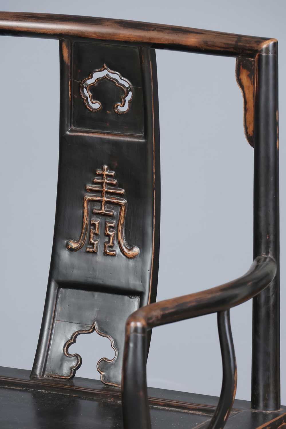 Paar chinesische Armlehnstühle der Qing Dynastie - Image 3 of 3