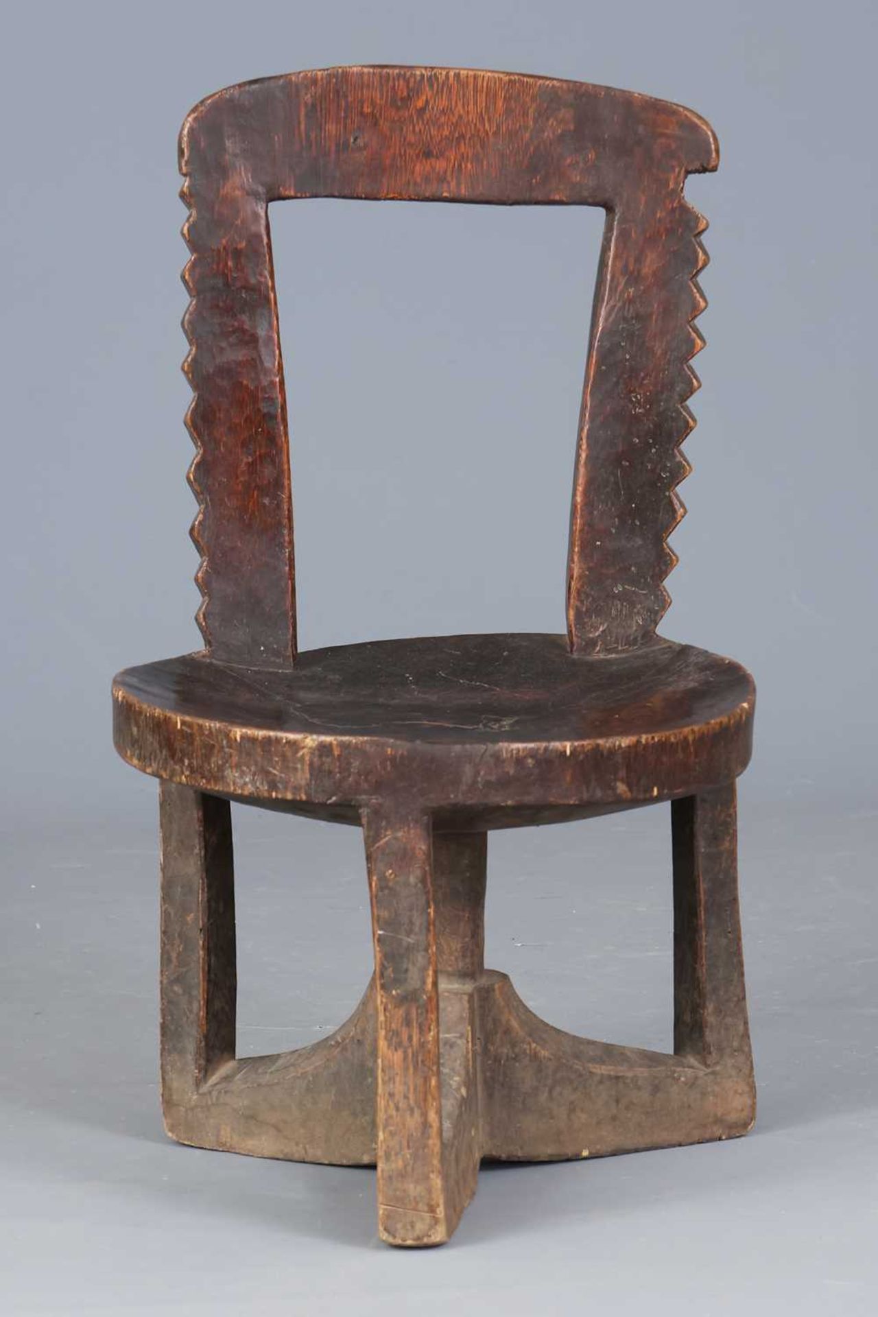 Afrikanischer Stuhl - Bild 2 aus 3