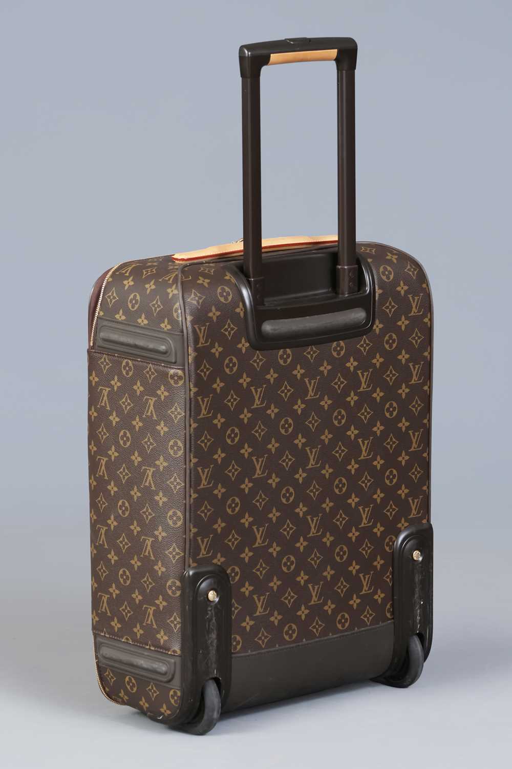 LOUIS VUITTON Cabin-Trolley - Image 2 of 6