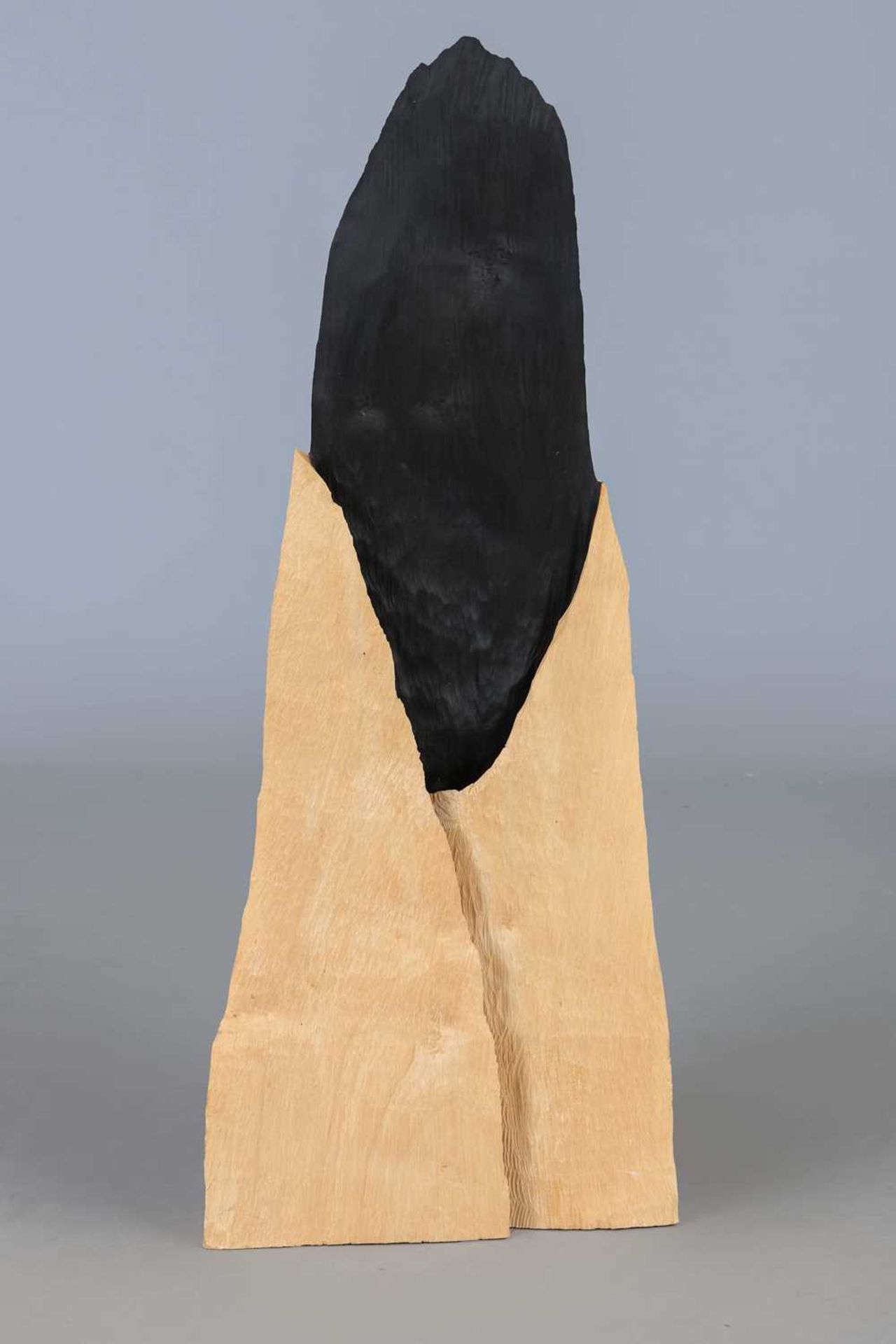 DAVID NASH (1945 Esher/UK) Holz-Skulptur
