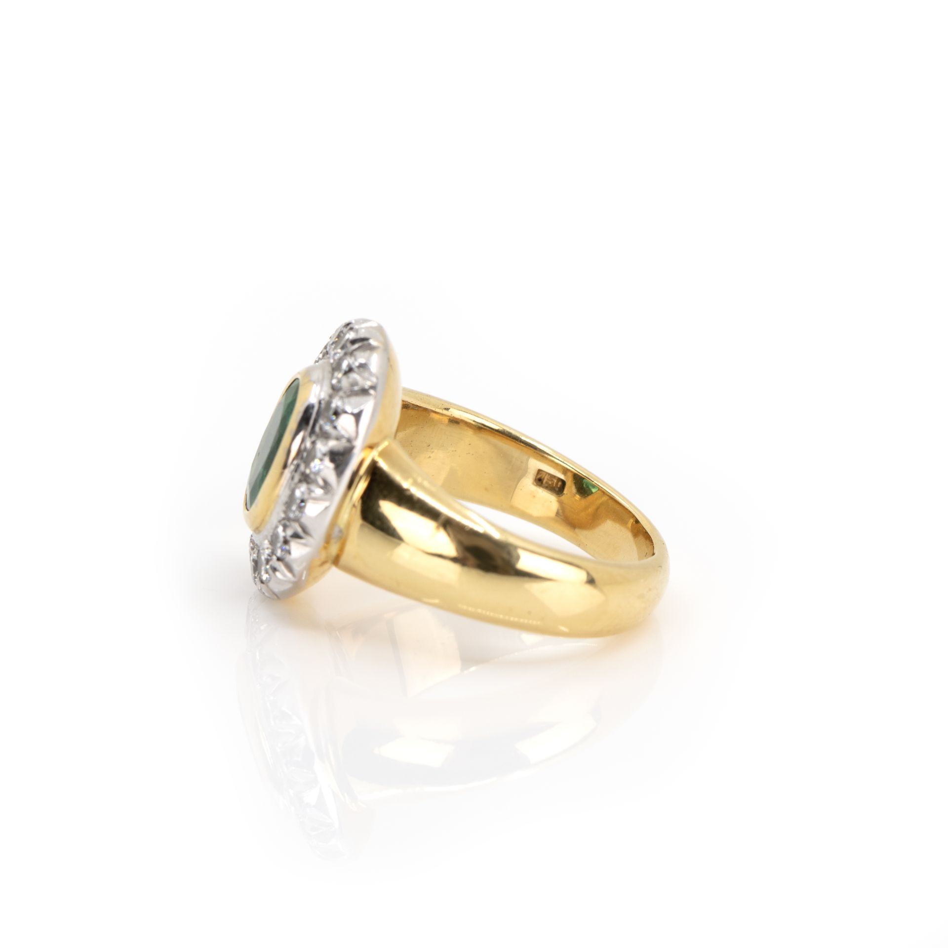Ring mit Smaragd-Diamantbesatz - Bild 5 aus 5