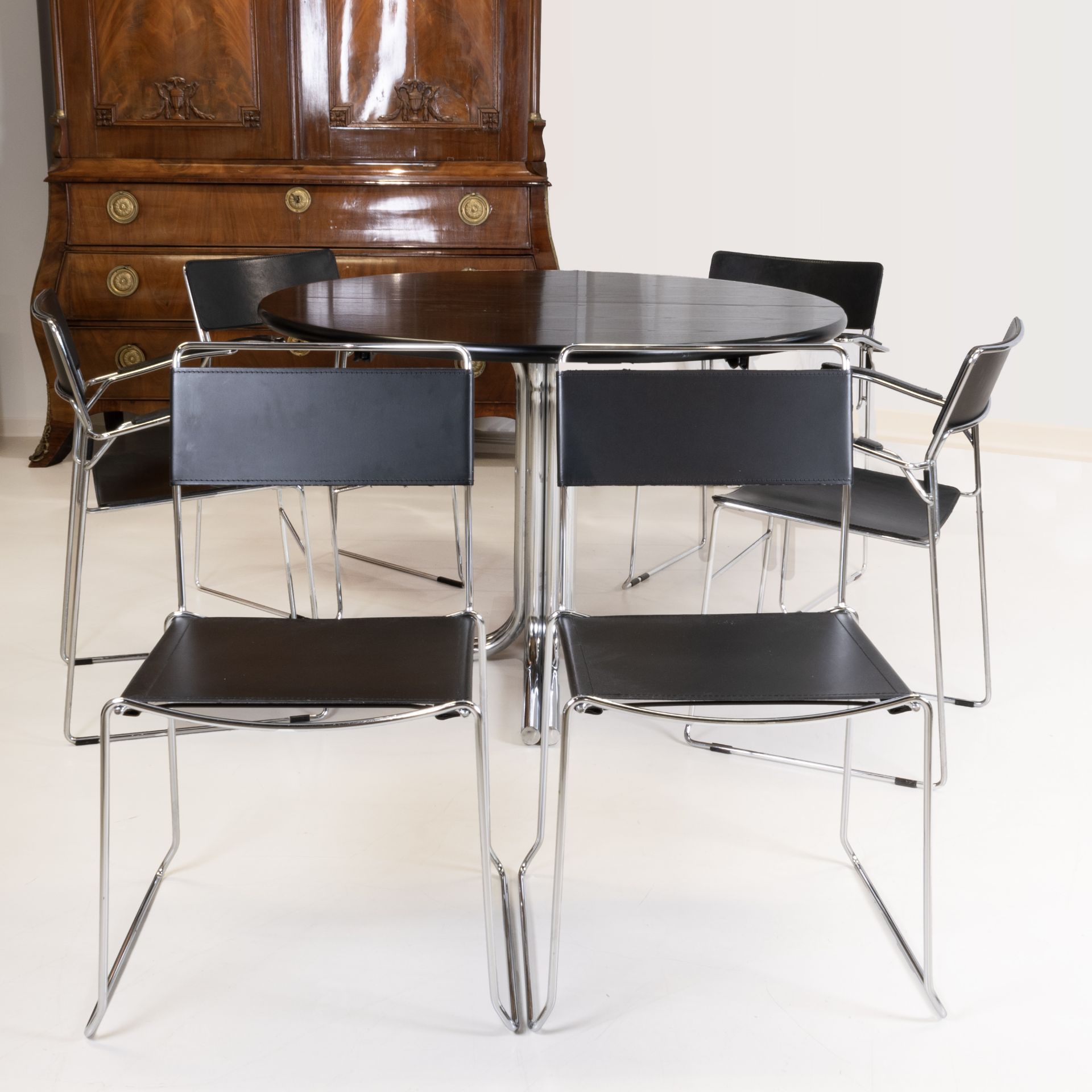 Midcentury Esszimmergarnitur mit Arrben Stühlen - Bild 5 aus 6