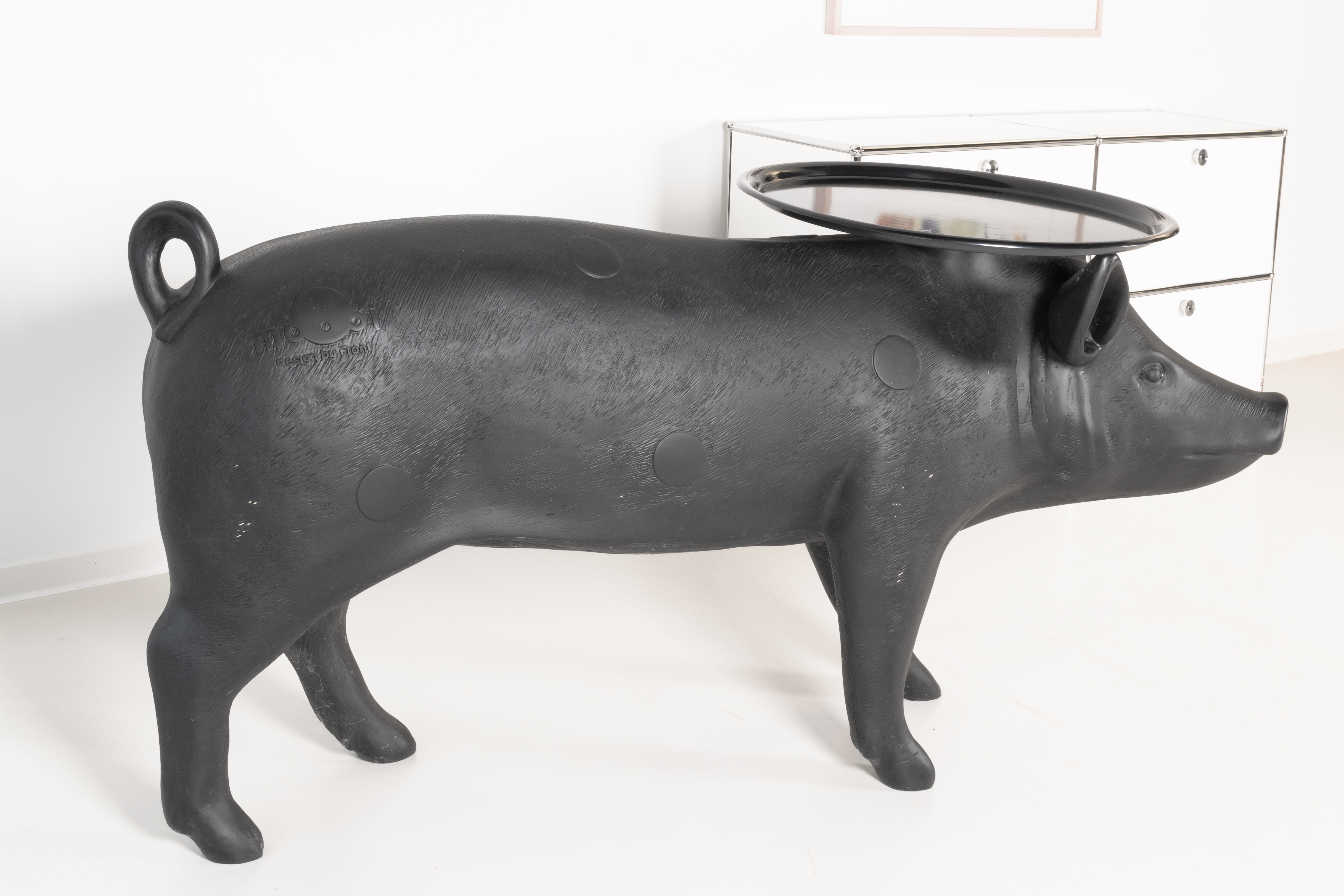 Mooi 'Pig Table', Entwurf von Front Design, Entwurf von Front Design - Image 4 of 5