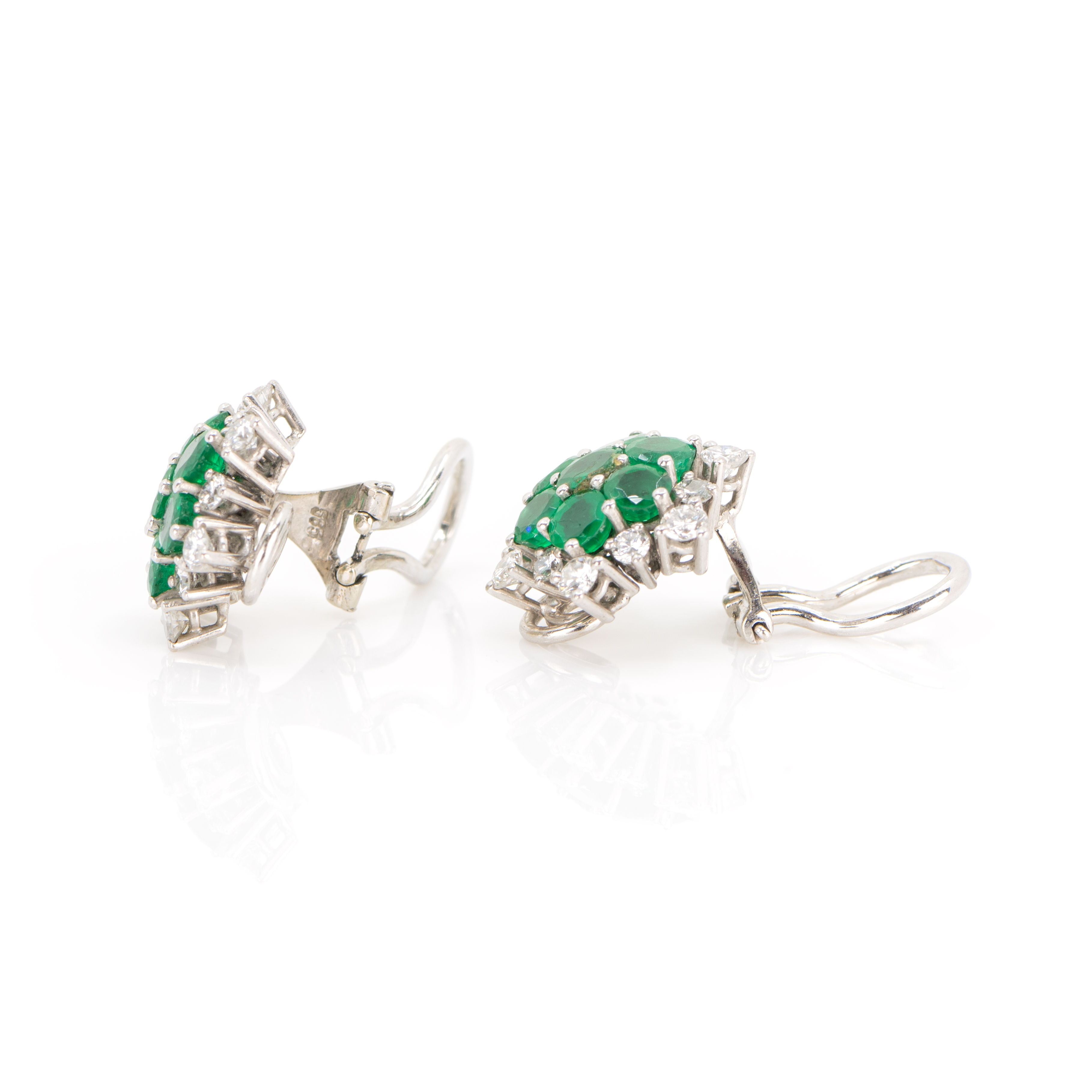 Paar Ohrclips mit Smaragd- und Diamantbesatz - Image 4 of 4