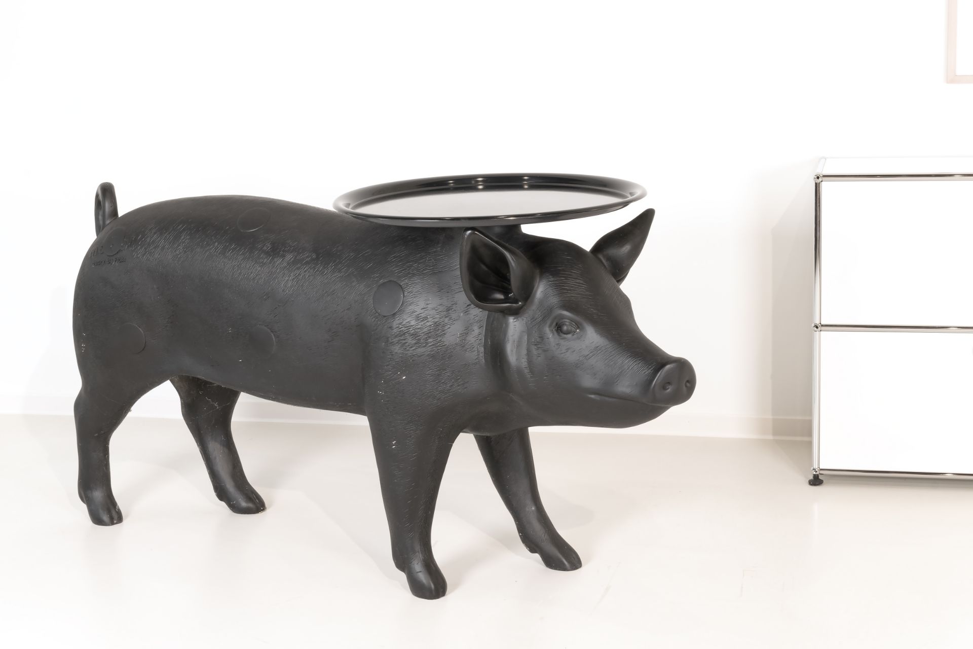 Mooi 'Pig Table', Entwurf von Front Design, Entwurf von Front Design