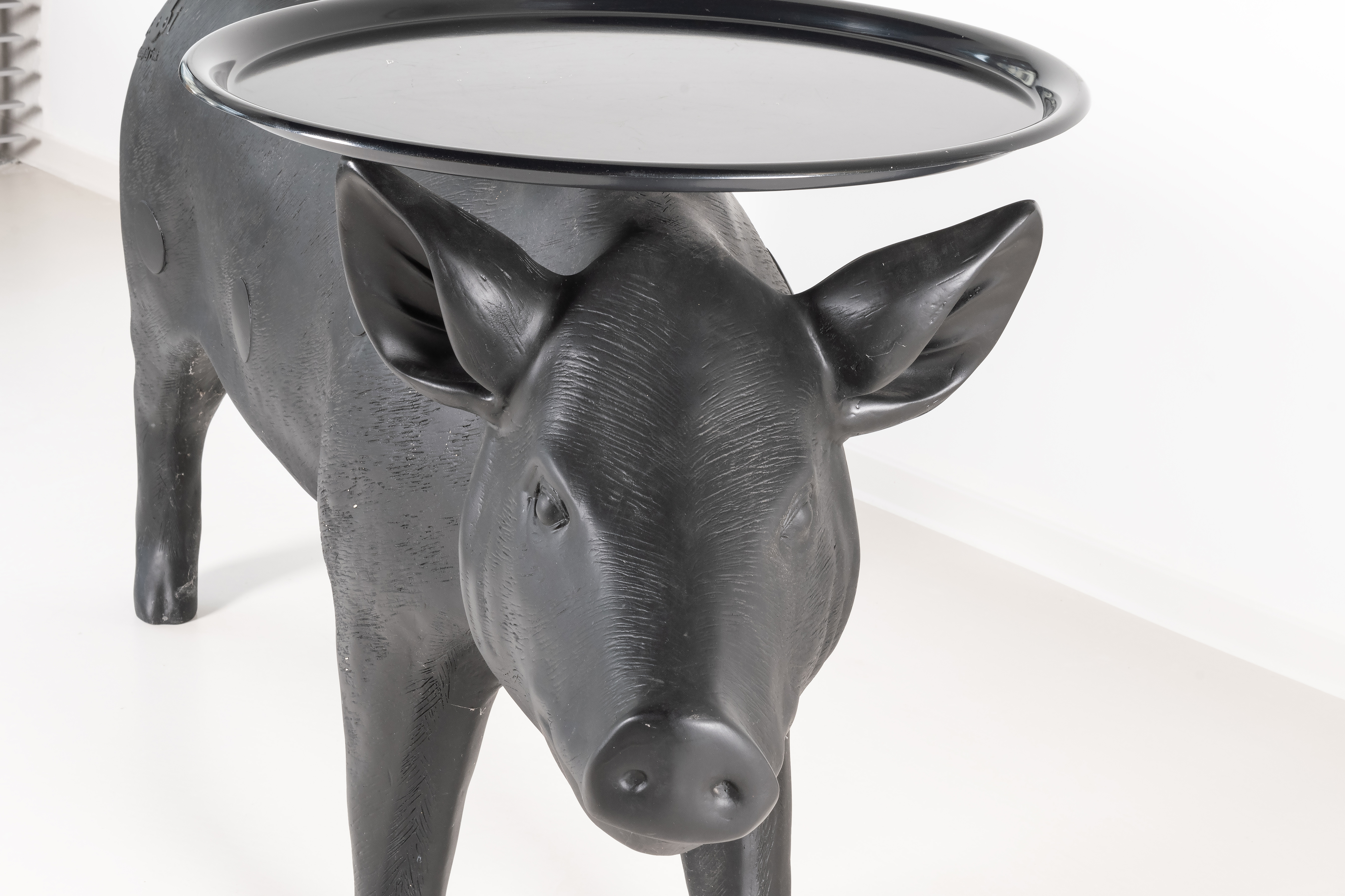 Mooi 'Pig Table', Entwurf von Front Design, Entwurf von Front Design - Image 3 of 5