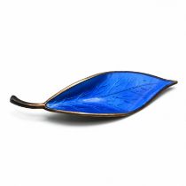 Willy Winnaess for David-Andersen, a blue enamel leaf brooch, usual stamped marks, 6.9cm long.
