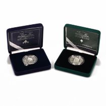 Pair of 2000 Queen Mother centenary crowns, one regular silver proof issue and one piedfort silve...