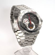 Tag Heuer, Indy 500, a gentleman’s stainless steel chronograph bracelet watch, in original case a...