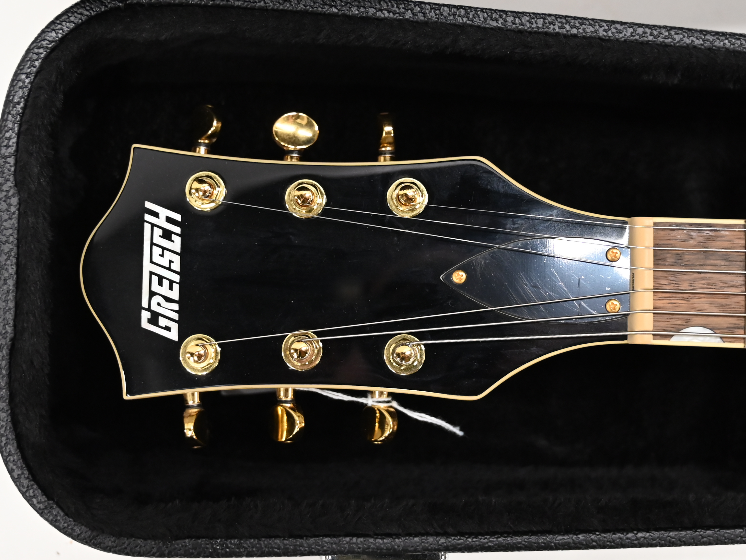 A Gretsch electromatic Bigsby Snowcrest guitar, in a Gretsch case. - Image 3 of 4