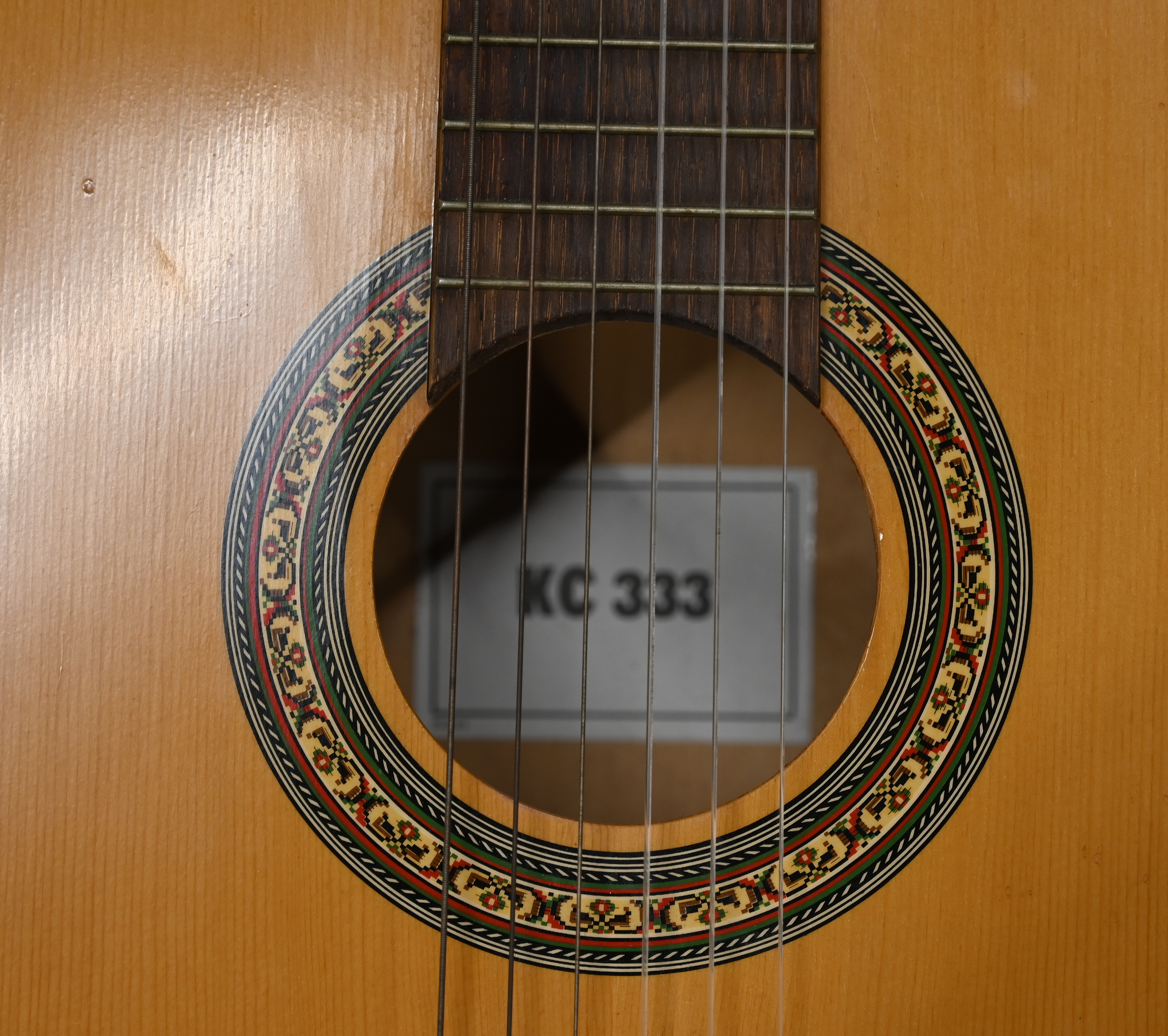 A Horner MW - 300 acoustic guitar, along with a Spanish KC 33 guitar. (2) - Image 5 of 5