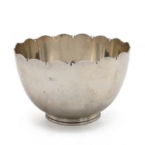 A 20th Century silver bowl, with a scalloped border and raised on a circular pedestal base, 15cm ...