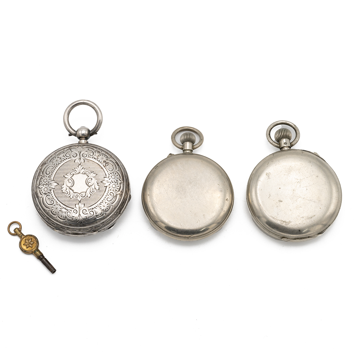 Three pocket watches. The first in a silver case with 0.935 mark above three bears indicating a S... - Bild 2 aus 6