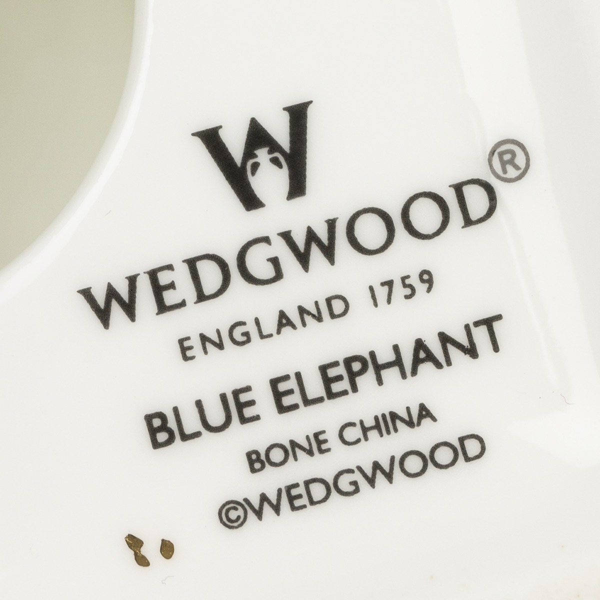 Wedgwood Blue Elephant bone china collection to include: 2 x votive candle holders; incense burne... - Image 5 of 5