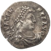 364-378 AD Valens silver AR Siliqua, Trier mint (Sear 19675). Obverse: right-facing diademed cuir...