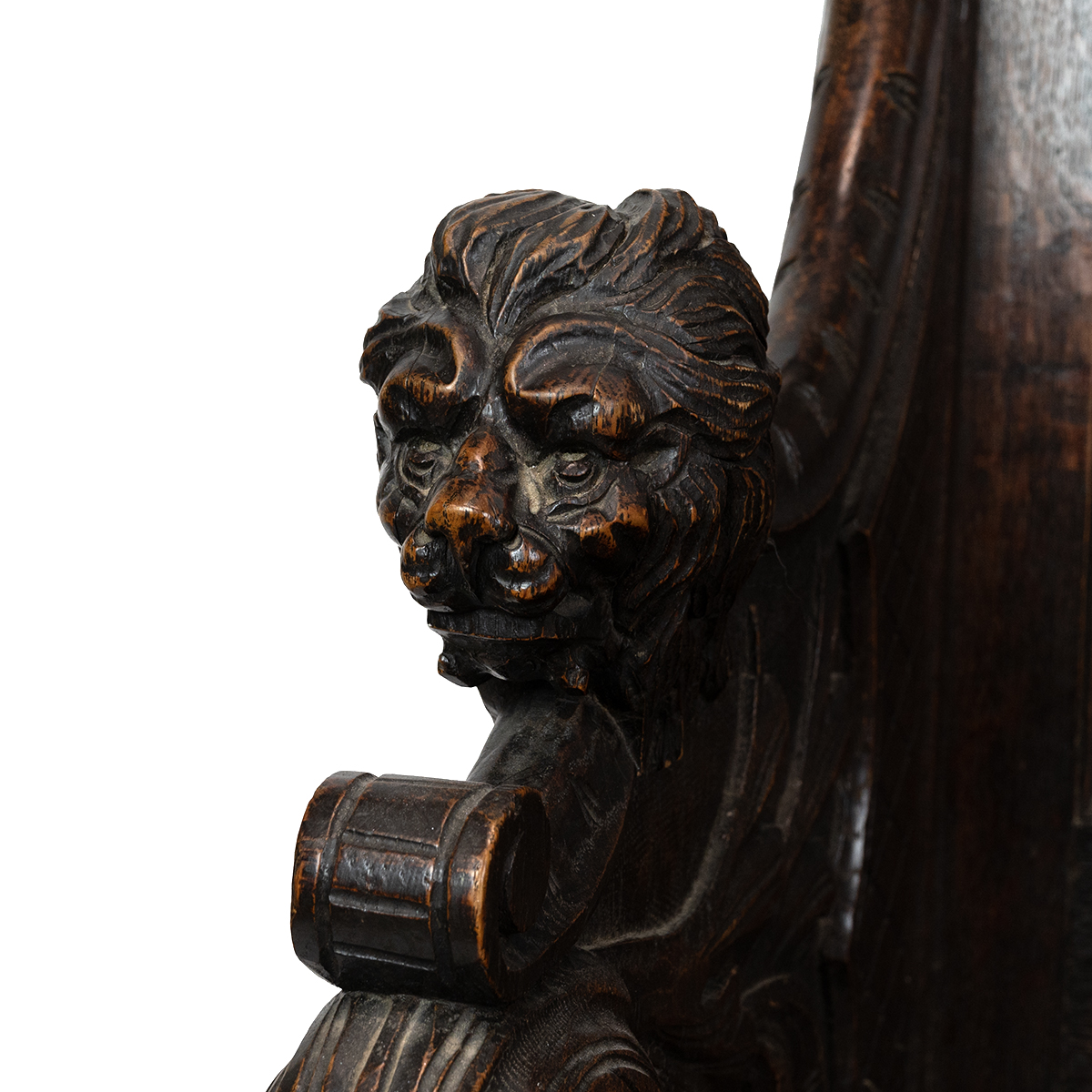 Late 19th Century Flemish oak settle, heavily carved throughout. The back with three inset fielde... - Image 4 of 7