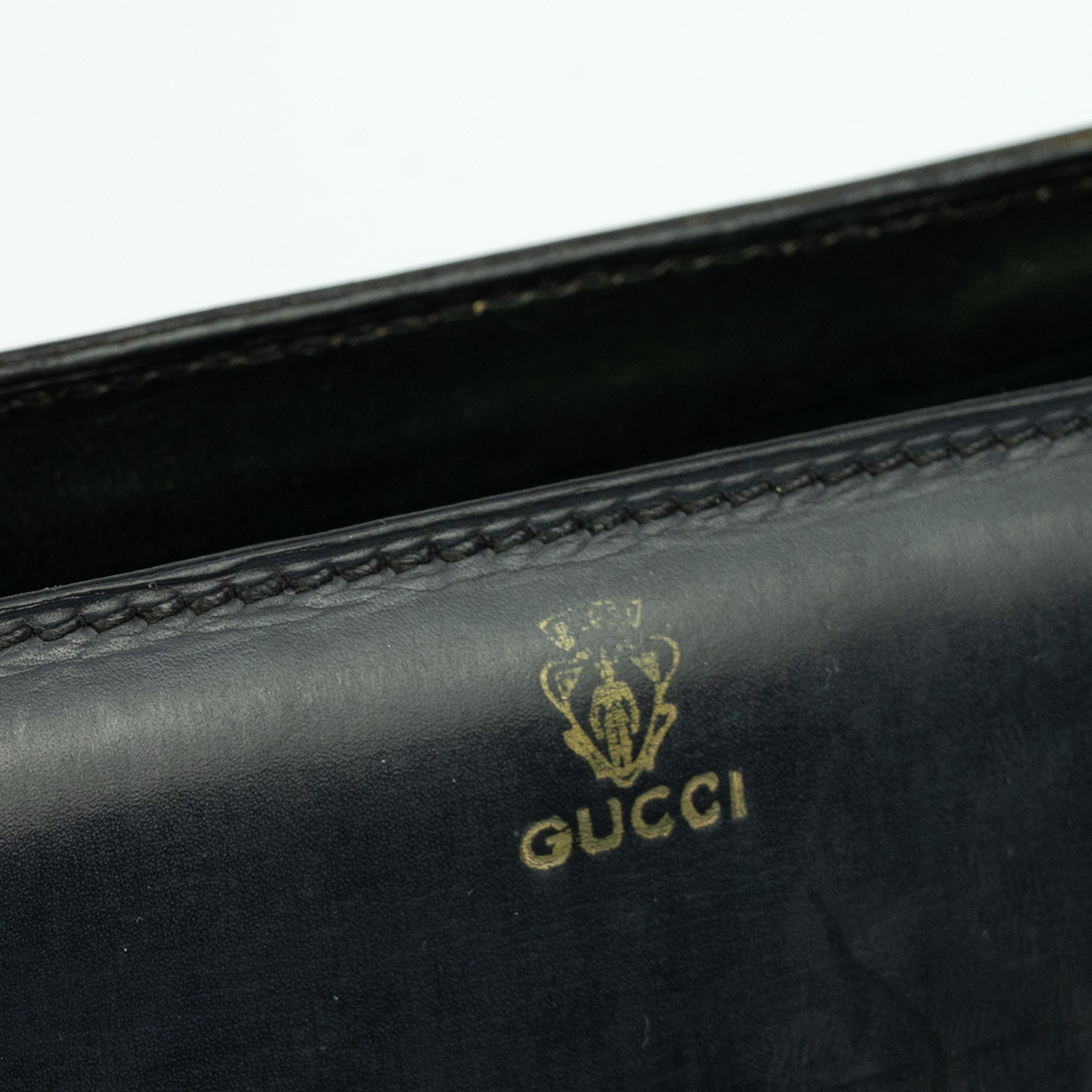 Circa 1980s vintage Gucci black leather handbag, with gold-tone hardware, single handle, leather ... - Image 7 of 9