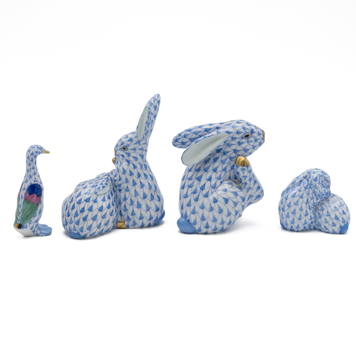 Herend VHB (Vieux Herend Blue) figurines to include model numbers: 15387 - "Scratching Bunny"; 52... - Image 2 of 3