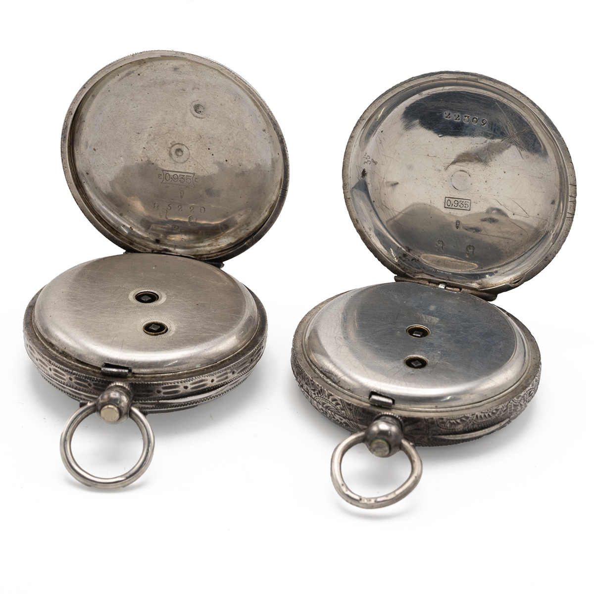 Victorian silver pocket watch, London 1852, along with a silver fob chain, two silver ladies' poc... - Image 8 of 8