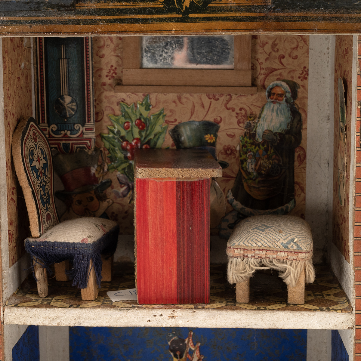 Small 19th Century Dolls House c1880s. Wooden construction with paper exterior depicting a Georgi... - Image 3 of 4