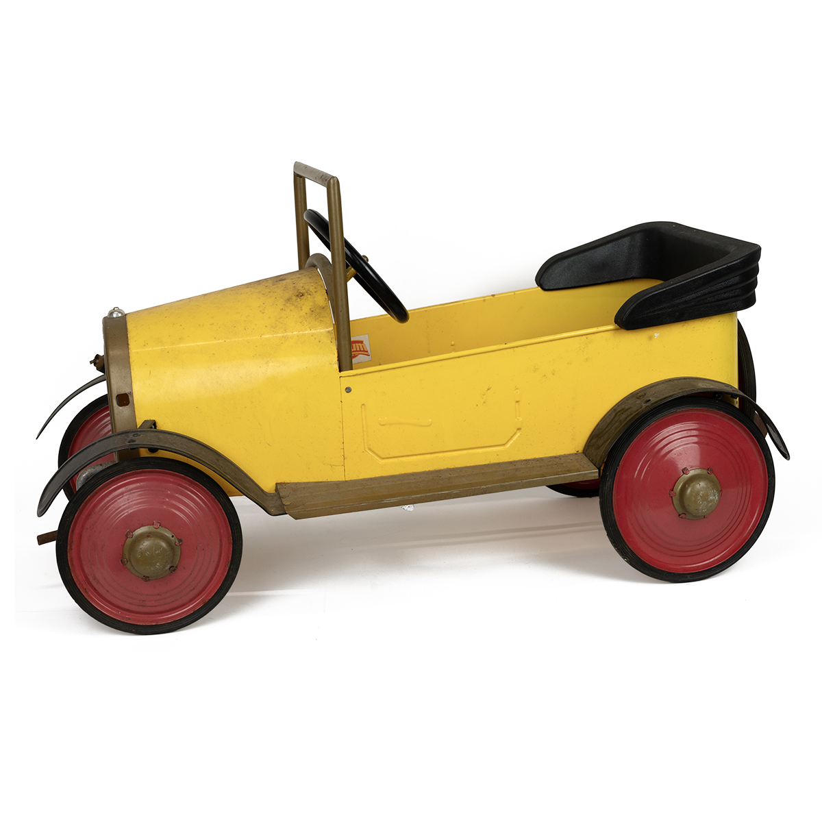 A vintage "Ragdoll Brum 2003" ride-on pedal car in yellow and red with pedals and crank handle, t... - Image 2 of 5