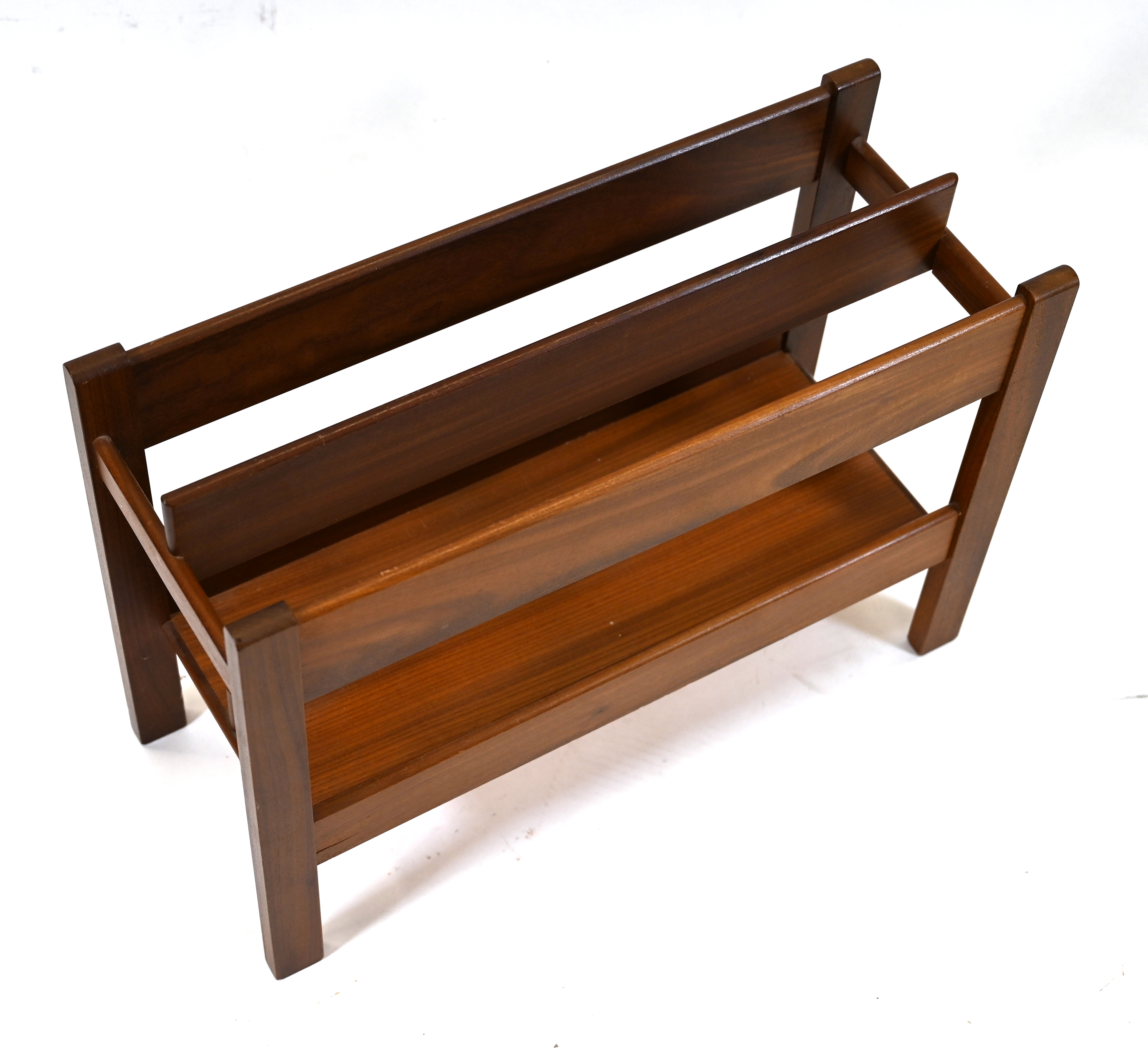 Guy Rogers 1960's Teak Magazine Rack. W 51cm, D 21cm, H 36cm. - Image 2 of 4