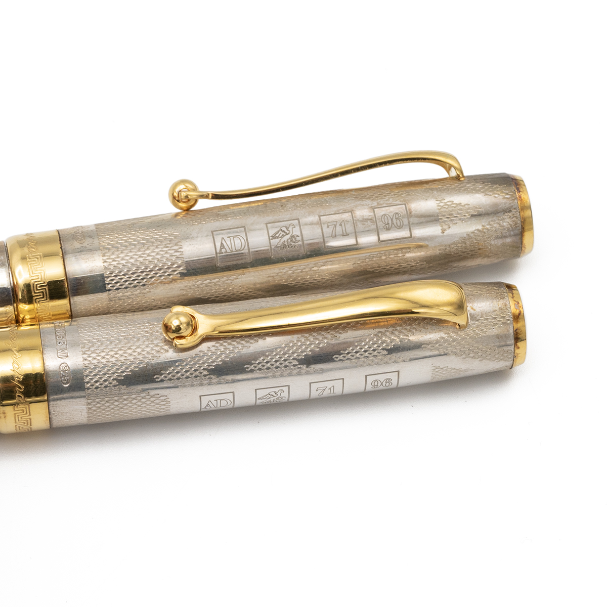 Montegrappa SS fountain pen and ball point pen set in presentation case. The fountain pen having ... - Image 2 of 6