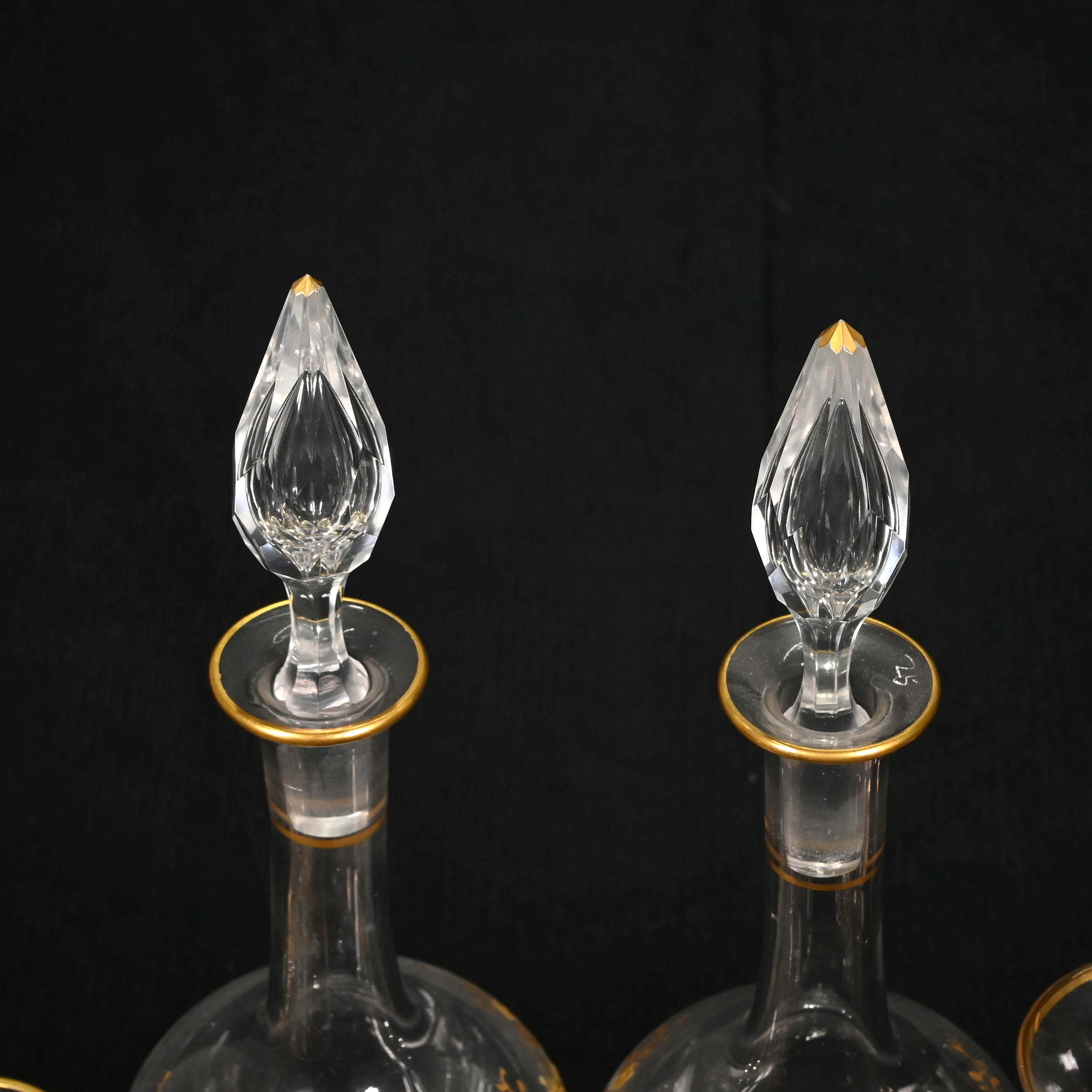 A pair of slender teardrop shaped 19th century continental liqueur or cordial decanters with gilt... - Image 2 of 3