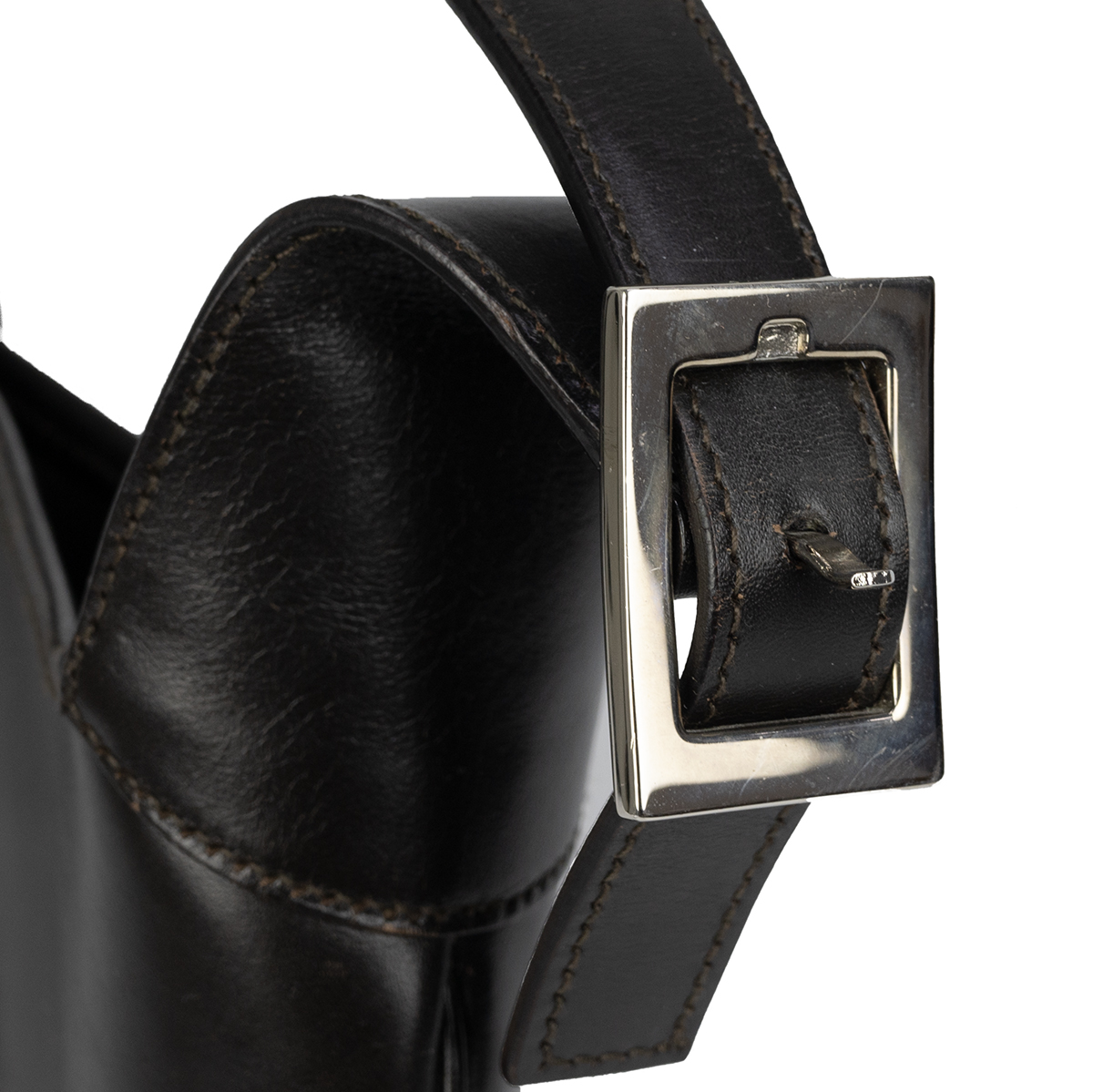 Modern Gucci black leather handbag with a single loop handle, silver coloured hardware and single... - Image 6 of 8