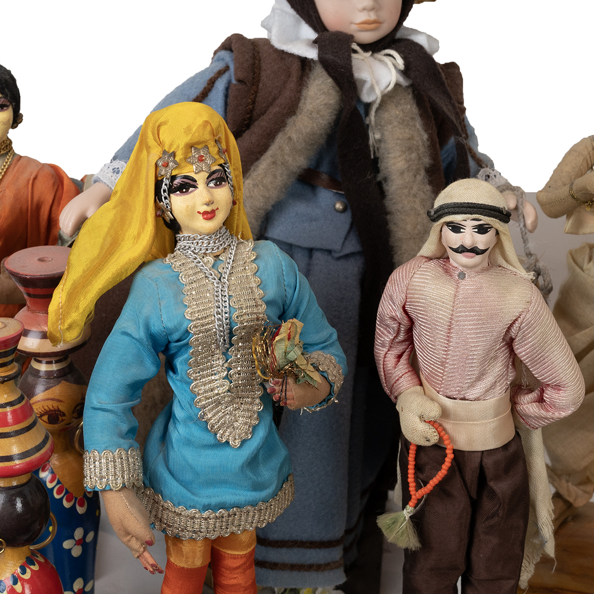 Large quantity of mid 20th century costume dolls. Various costumes and sizes. Largest: H 33cm. - Image 2 of 2