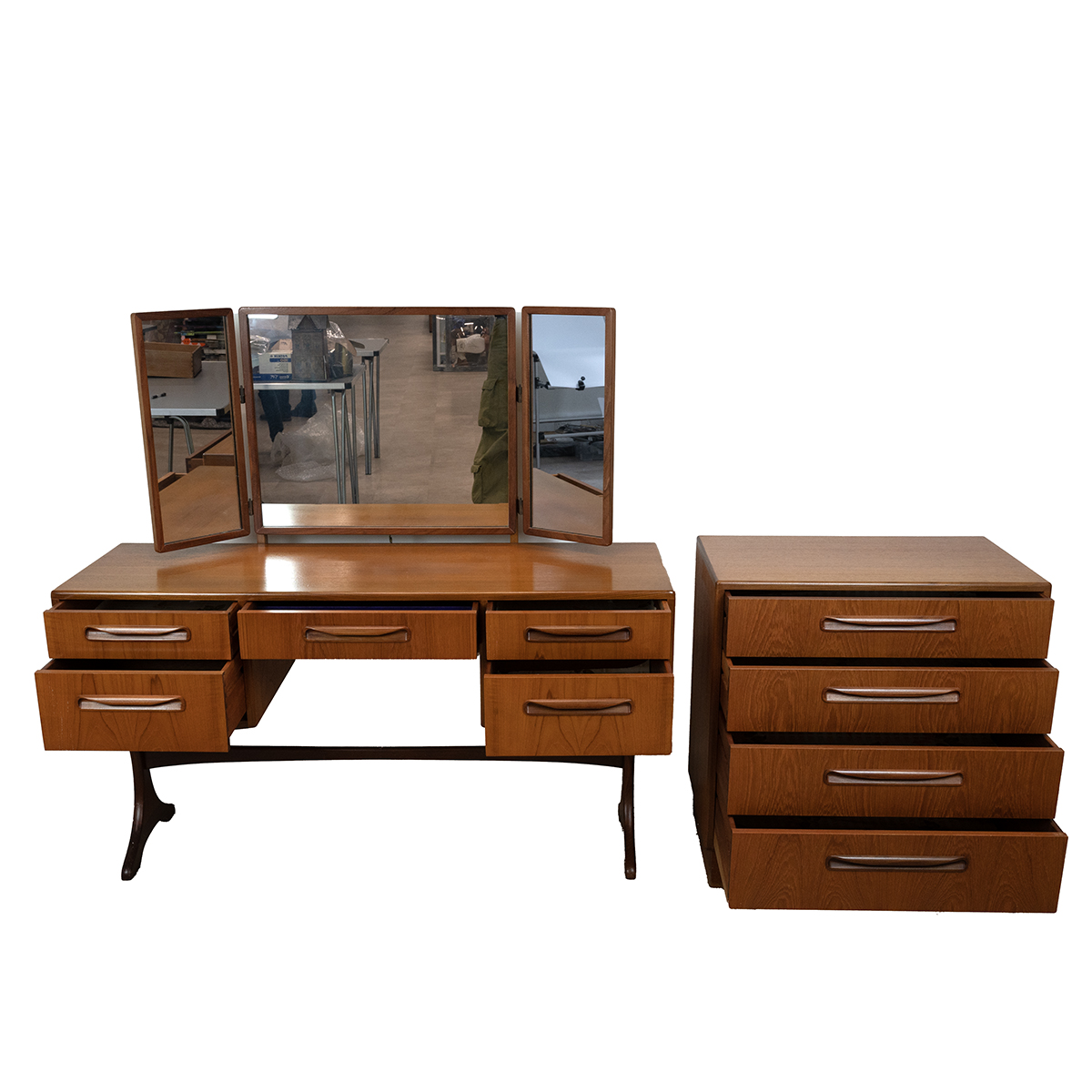 Mid 20th Century G-Plan teak dressing suite comprising dressing table and small chest of drawers.... - Image 2 of 2