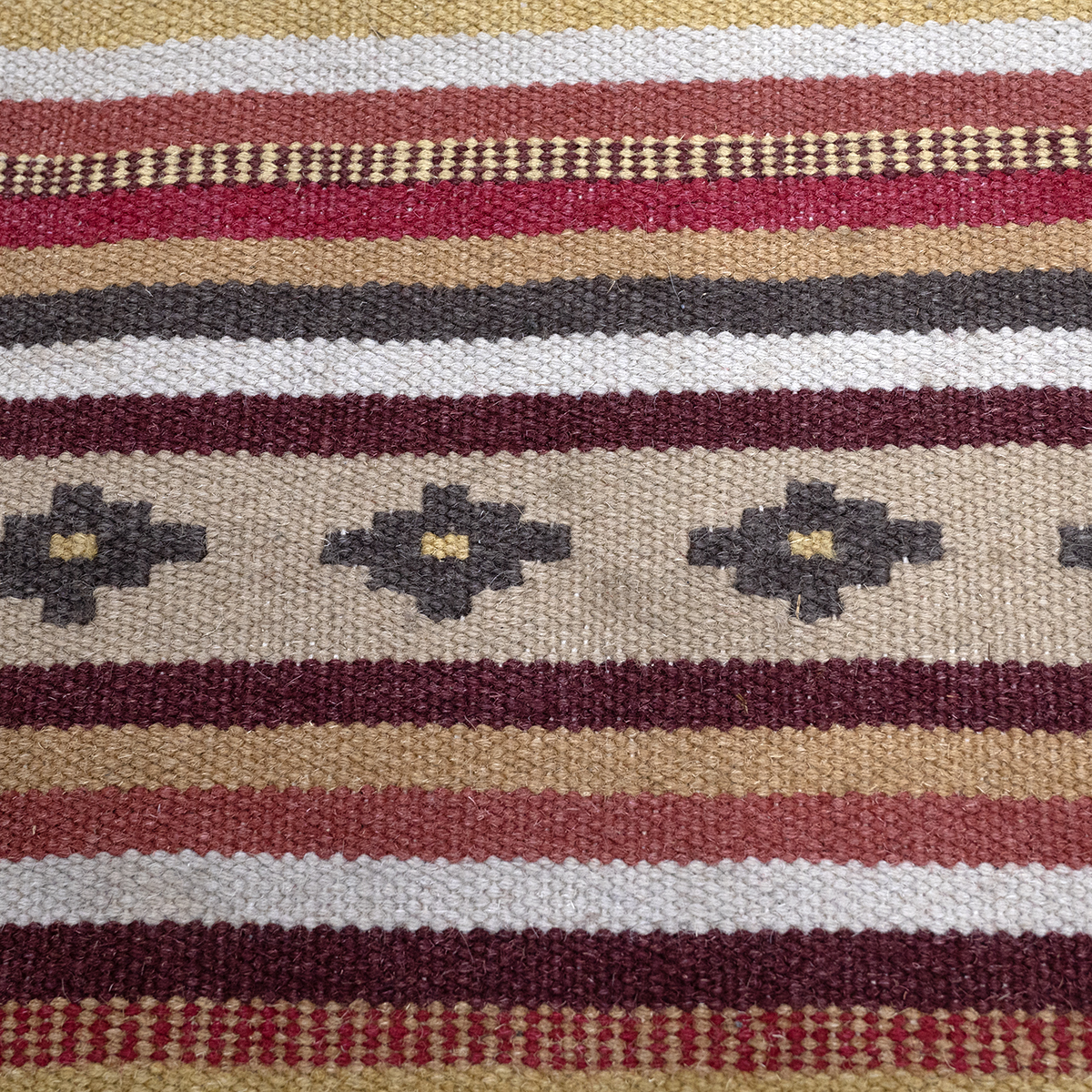 Vintage kilim rug, hand-knotted with a multi-coloured ground, with repeating patterns throughout.... - Image 3 of 3