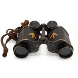 Ross of London prismatic binoculars, serial number 81462 dating them to 1911-1918, with leather s...