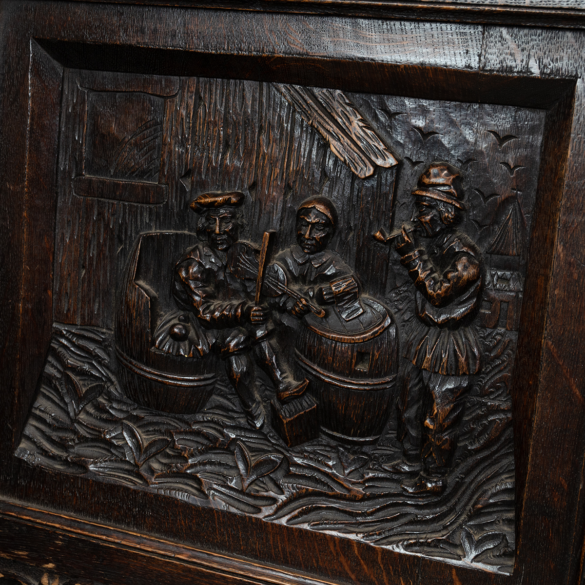 Late 19th Century Flemish oak settle, heavily carved throughout. The back with three inset fielde... - Image 5 of 7