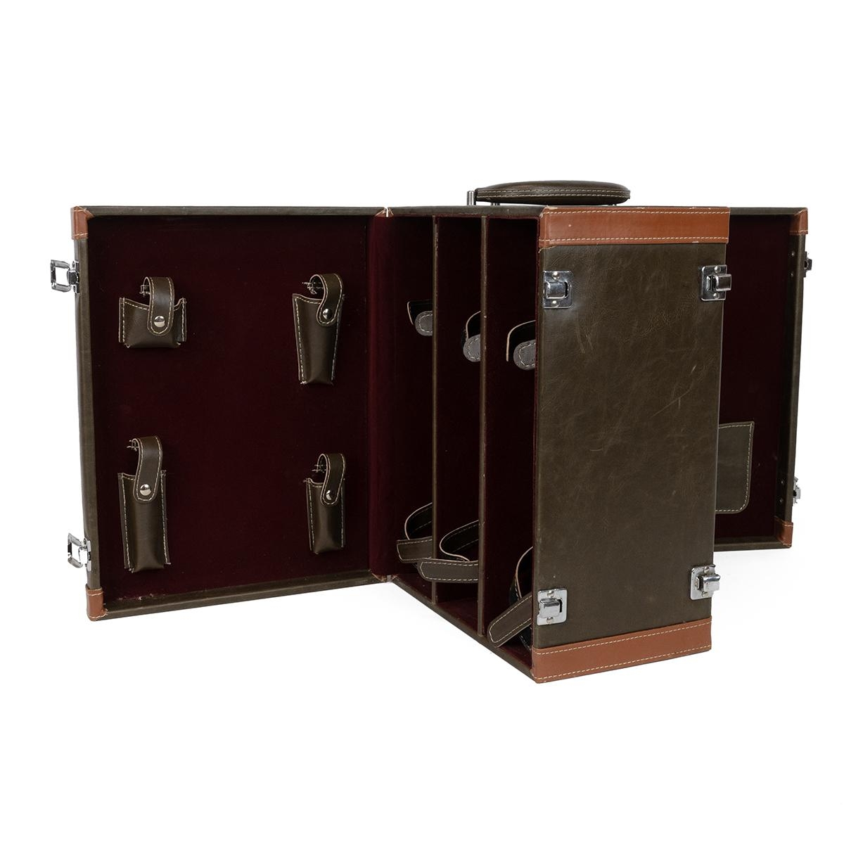 Faux leather wine carrier with two fold out departments with fitted compartments, L23cm x D27.5cm - Image 3 of 4