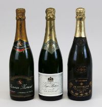 3 Flaschen Champagner, 2. H. 20. Jh.: eine Flasche J.M. Gremillet, Brut, Balnot S. Laignes; eine