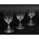 3 Südweingläser mit bekröntem Adelsmonogramm, Deutschland um 1900, klares Kristallglas, mit