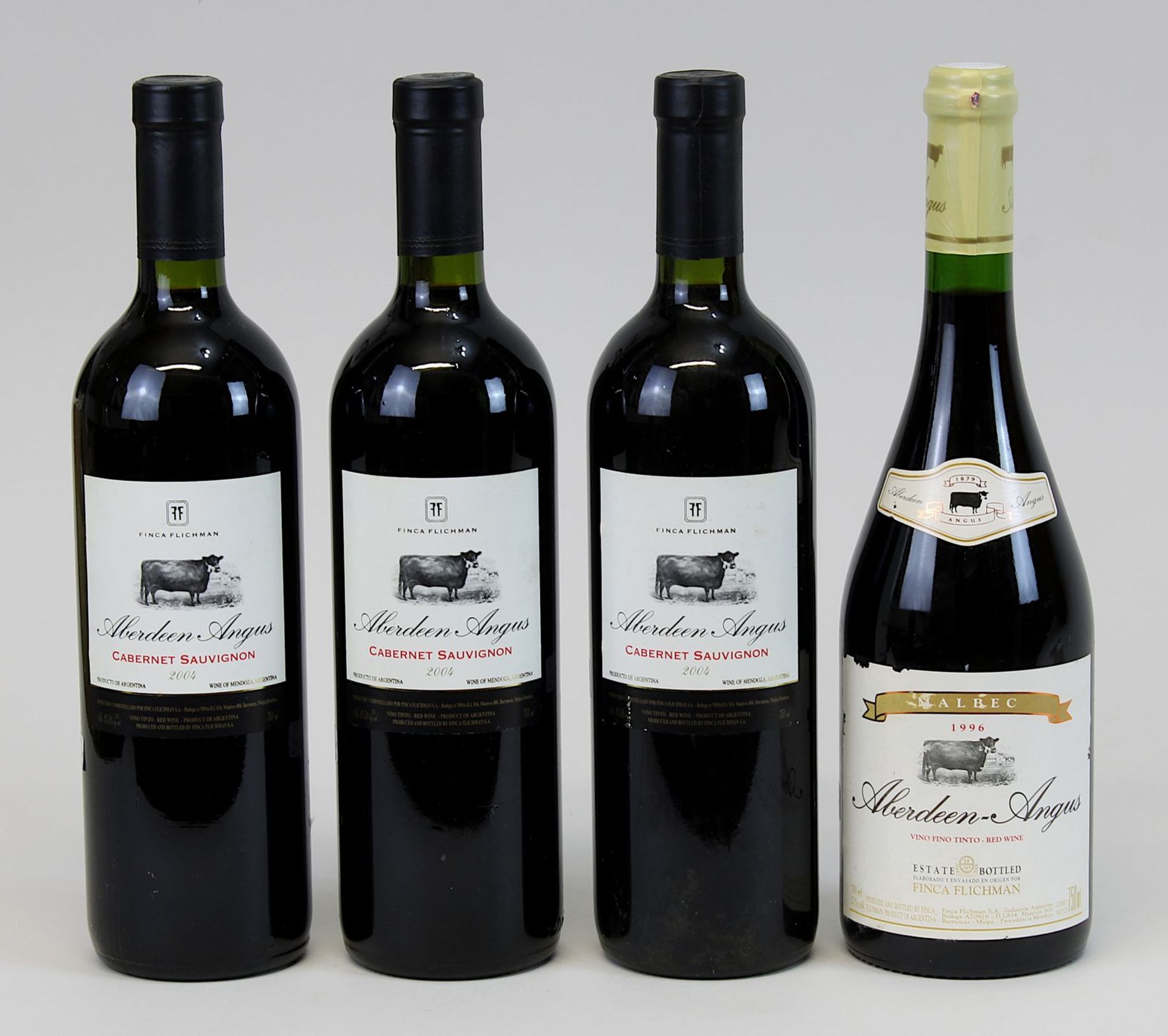 4 Flaschen Argentinischer Rotwein: eine Flasche 1996er Aberdeen-Angus, Malbec, Finca Flichman,