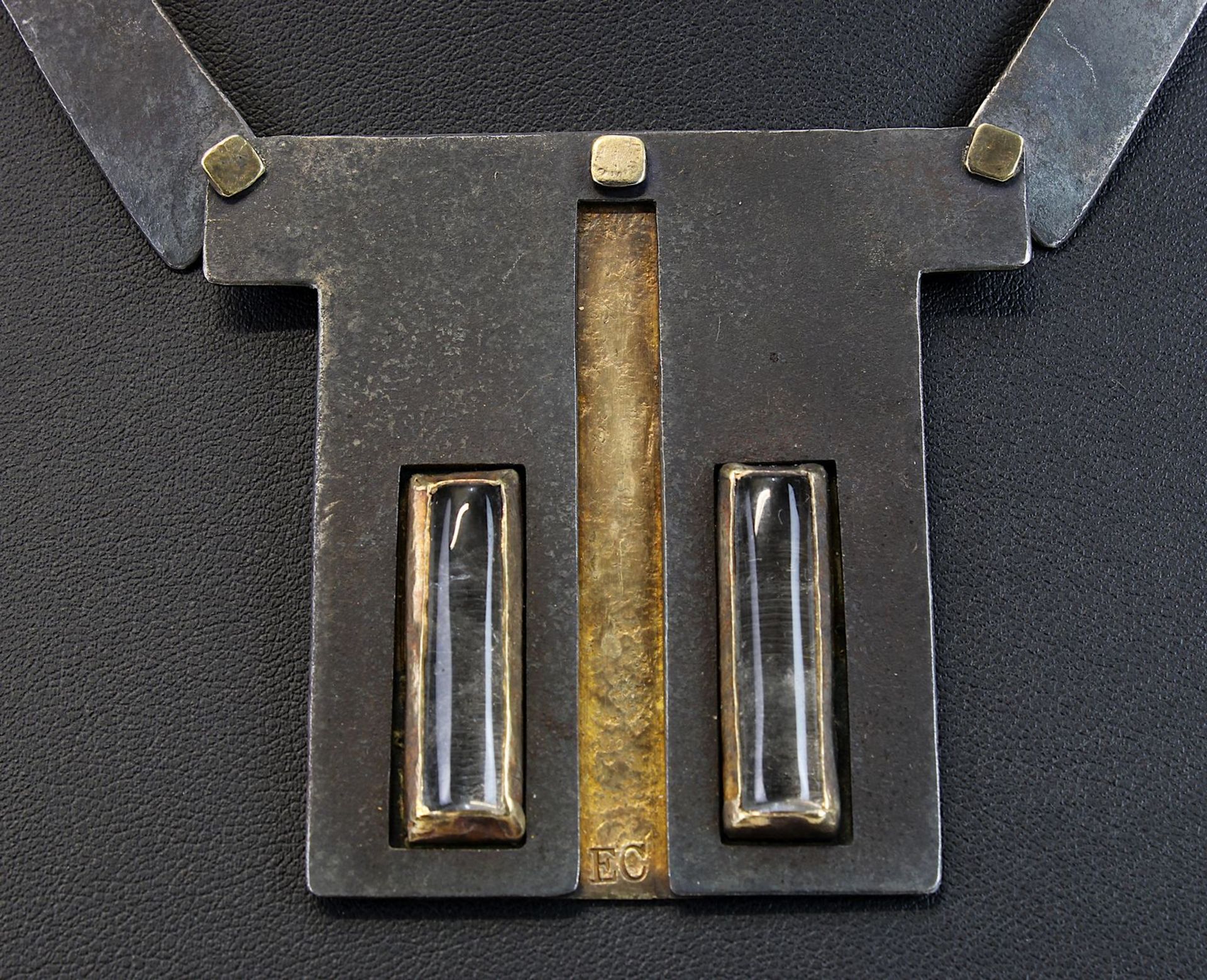Handarbeitscollier aus Eisen mit Gold und Silber, Goldschmiedearbeit, gefertigt aus Eisenblech, - Image 2 of 2