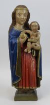 Maria mit dem Jesusknaben, 19. Jh. eventuell älter, Holz geschnitzt, rückseitig etwas geflacht,