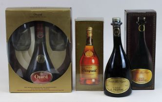 Drei Flaschen Cognac 2.H.20.Jh., 1x G. Fransac, V.S.O.P., Chermignac; eine Flasche Bisquit Cognac