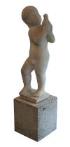 Bildhauer, 2. H. 20. Jh., nackter Knabe einen Vogel haltend, aus Kalksandstein gehauen, auf
