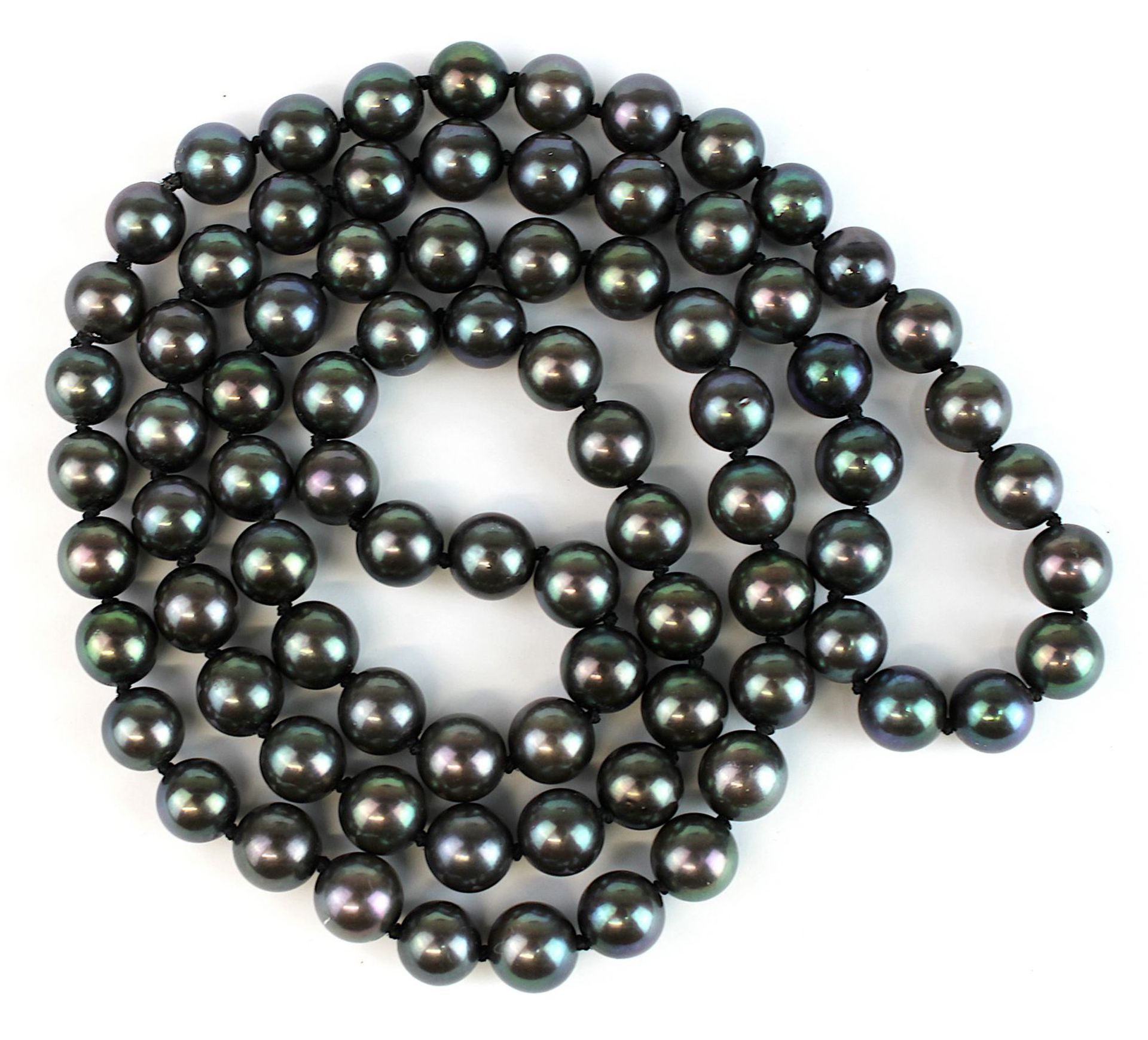 Schwarze Tahiti-Perlenkette, als Endloskette ohne Verschluss, Länge 60 cm, Perlen-Durchmesser 7 - Bild 2 aus 2